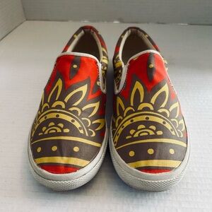 Bucket Feet Women’s Kiwi Sneakers